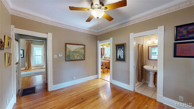404 La Due Place, Greenville, IL 62246