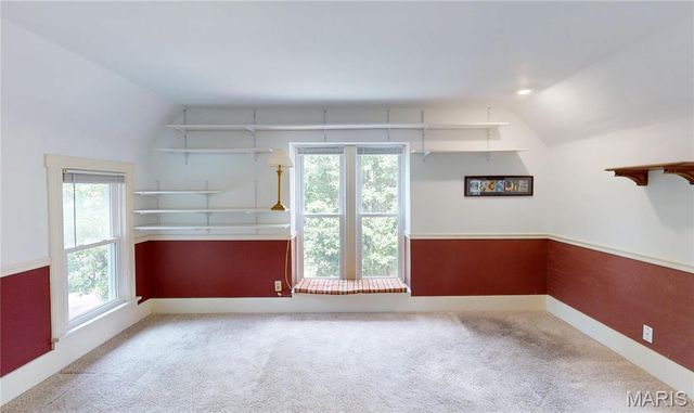404 La Due Place, Greenville, IL 62246