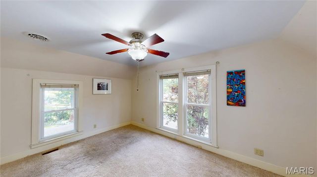 404 La Due Place, Greenville, IL 62246