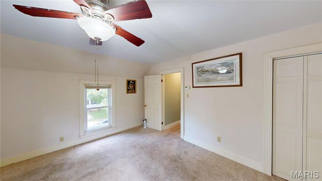 404 La Due Place, Greenville, IL 62246