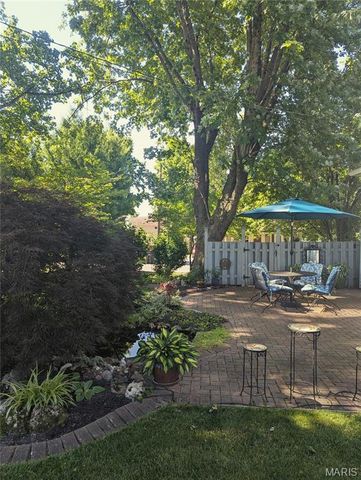 404 La Due Place, Greenville, IL 62246