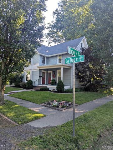 404 La Due Place, Greenville, IL 62246