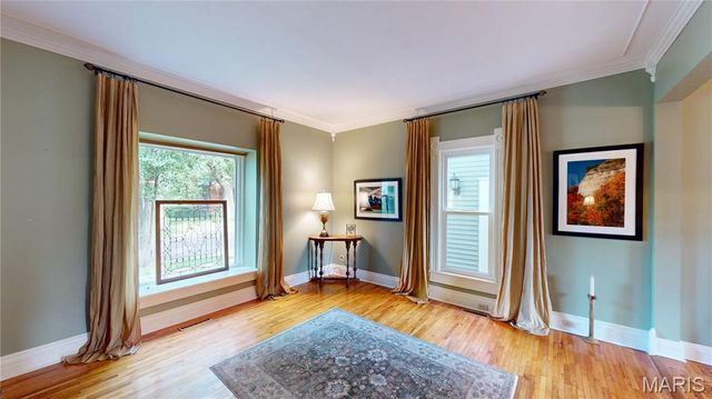 404 La Due Place, Greenville, IL 62246