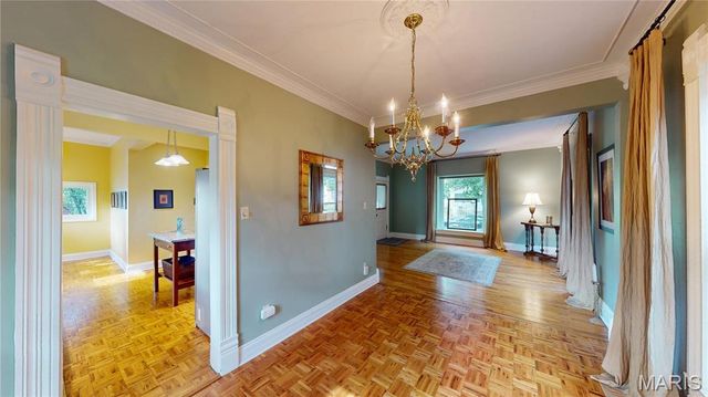 404 La Due Place, Greenville, IL 62246