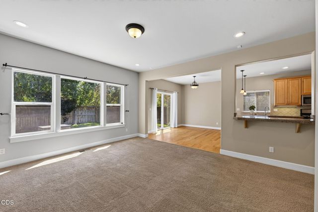 20308 Aberdeen Drive, Bend, OR 97702
