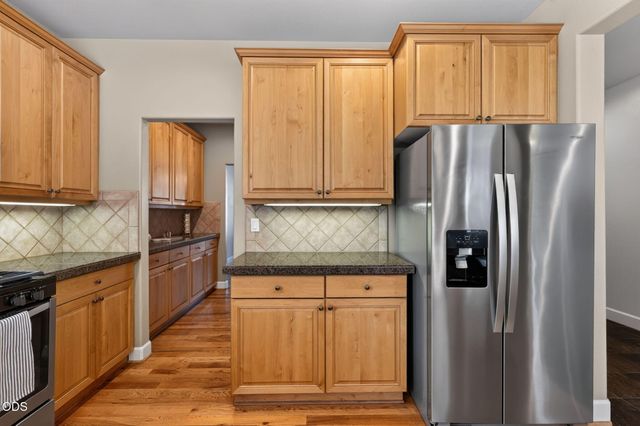 20308 Aberdeen Drive, Bend, OR 97702