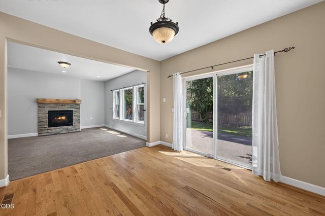 20308 Aberdeen Drive, Bend, OR 97702