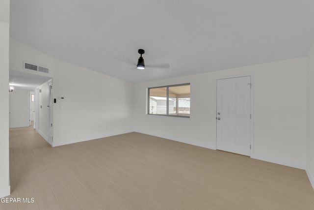 10400 LAMBDA Drive, El Paso, TX 79924