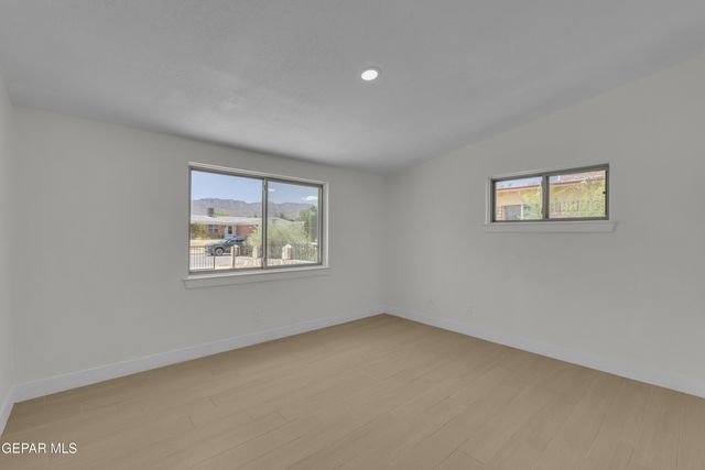 10400 LAMBDA Drive, El Paso, TX 79924