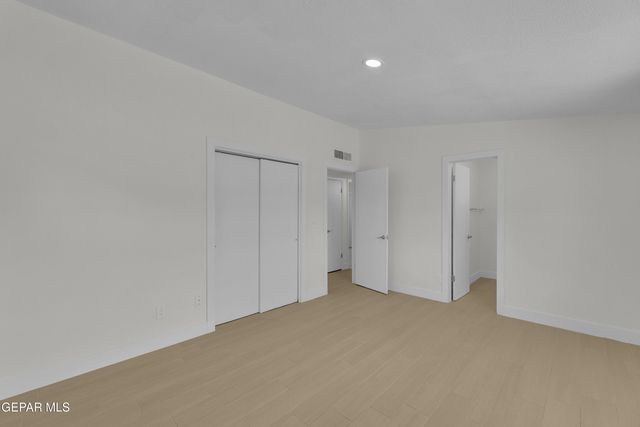 10400 LAMBDA Drive, El Paso, TX 79924