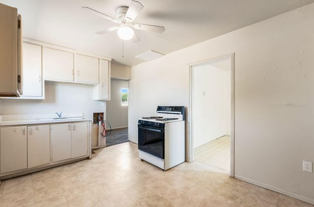 6413 Edith Boulevard NE, Albuquerque, NM 87107