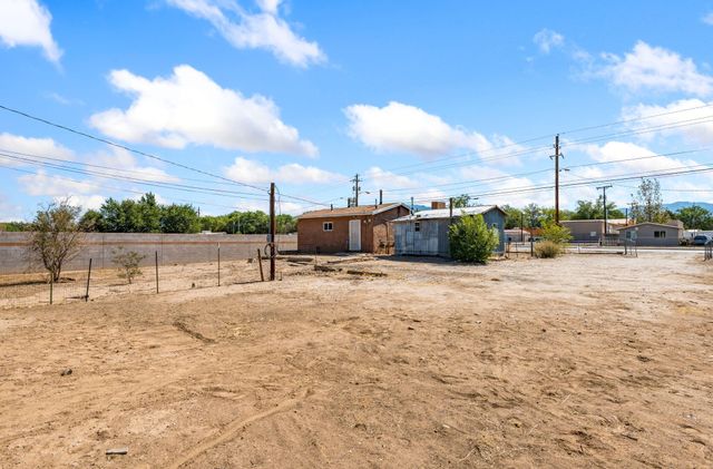 6413 Edith Boulevard NE, Albuquerque, NM 87107