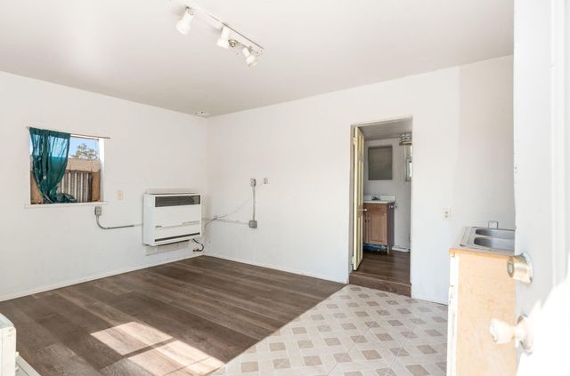 6413 Edith Boulevard NE, Albuquerque, NM 87107