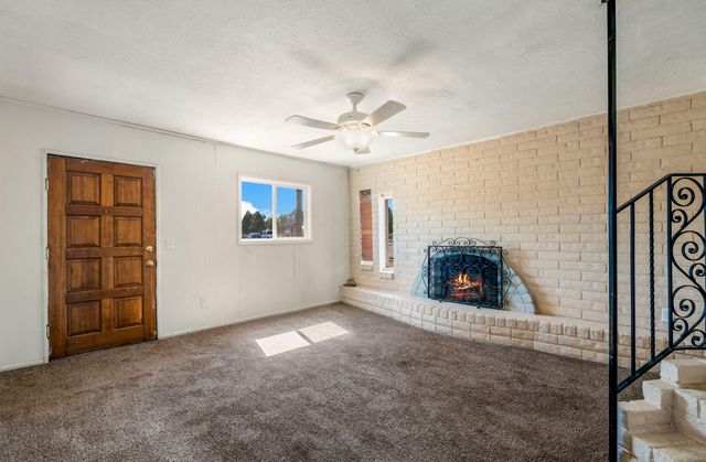 6413 Edith Boulevard NE, Albuquerque, NM 87107