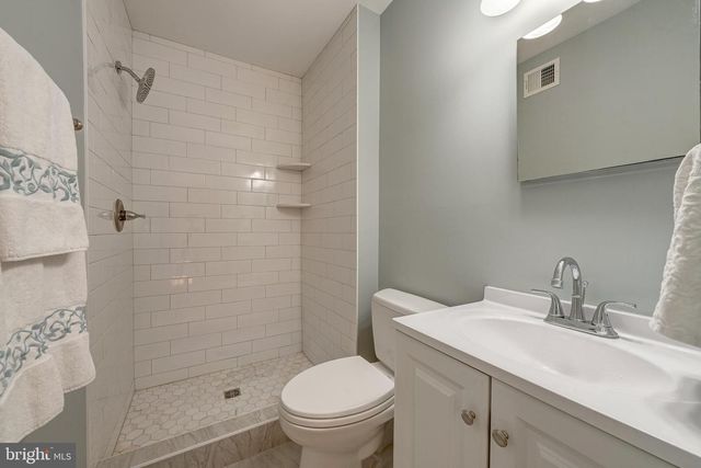 9259 BAILEY LN, Fairfax, VA 22031