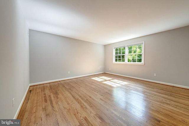 9259 BAILEY LN, Fairfax, VA 22031