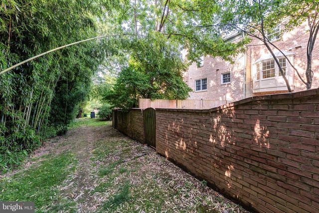 9259 BAILEY LN, Fairfax, VA 22031