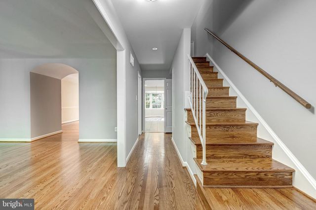 9259 BAILEY LN, Fairfax, VA 22031