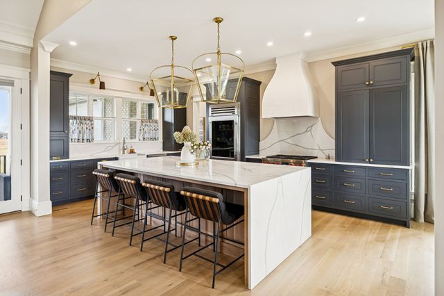 2157 Abiff Rd, Burns, TN 37029