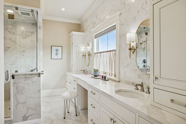 2157 Abiff Rd, Burns, TN 37029