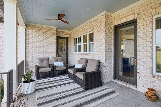 2157 Abiff Rd, Burns, TN 37029