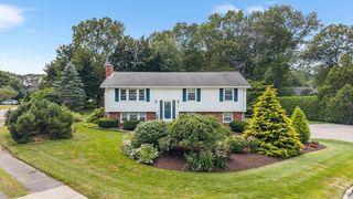 16 Eugene Rd, Burlington, MA 01803
