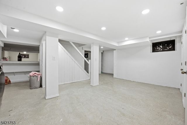 1296 Magie Ave, Elizabeth City, NJ 07208
