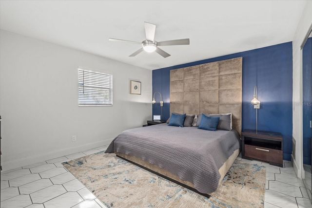 2000 58TH STREET N, St Petersburg, FL 33710