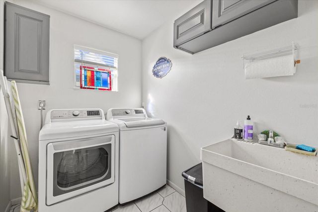 2000 58TH STREET N, St Petersburg, FL 33710