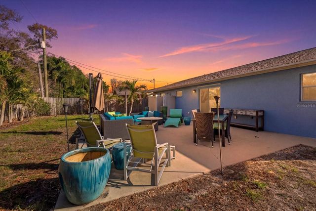 2000 58TH STREET N, St Petersburg, FL 33710