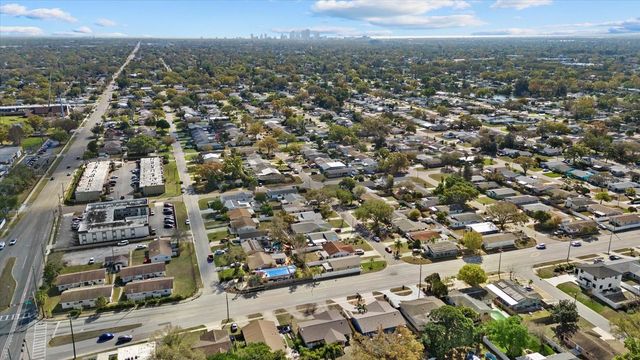 2000 58TH STREET N, St Petersburg, FL 33710