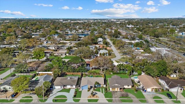 2000 58TH STREET N, St Petersburg, FL 33710