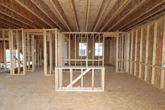 9157 Mile View Court, Sylvania, OH 43560