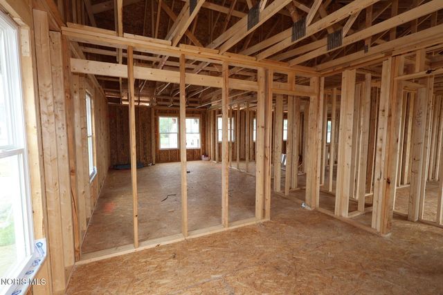 9157 Mile View Court, Sylvania, OH 43560
