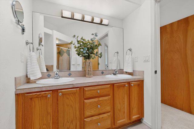 10100 Irbid Road NE, Albuquerque, NM 87122