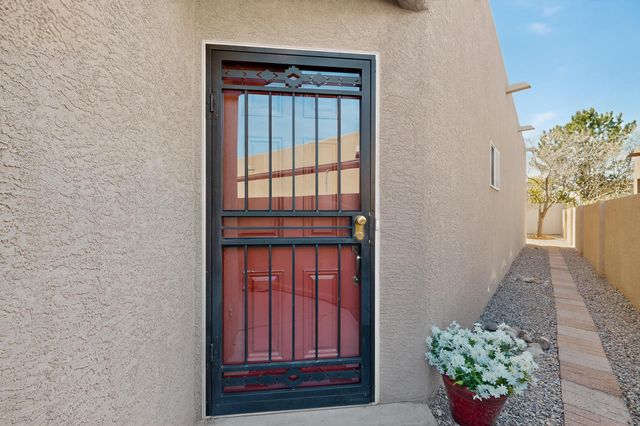 10100 Irbid Road NE, Albuquerque, NM 87122