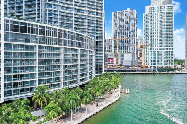 465 Brickell Ave 702, Miami, FL 33131