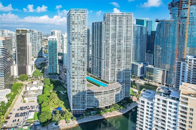 465 Brickell Ave 702, Miami, FL 33131