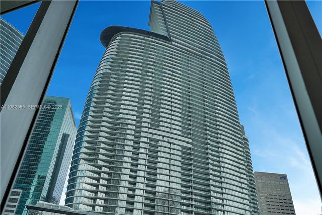 465 Brickell Ave 702, Miami, FL 33131