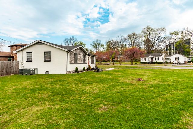 1351 Rosedale Ct, Nashville, TN 37207