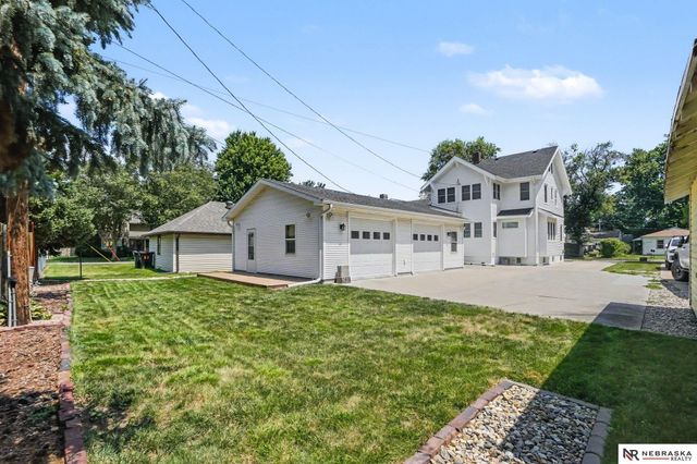 1233 N I Street, Fremont, NE 68025