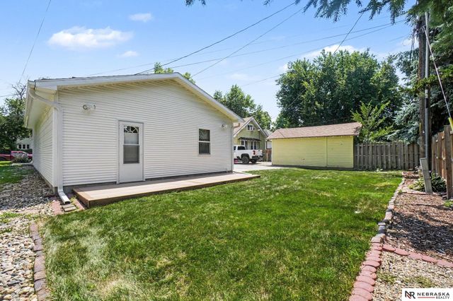 1233 N I Street, Fremont, NE 68025