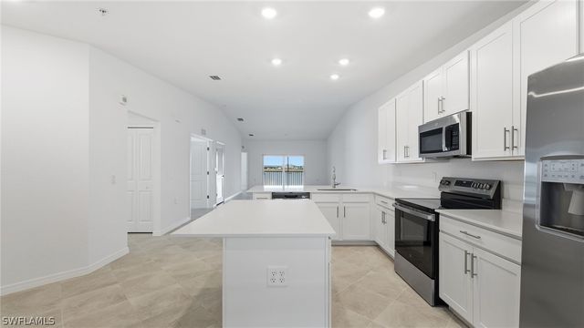 15435 Green Acres AVE 2421, Babcock Ranch, FL 33982