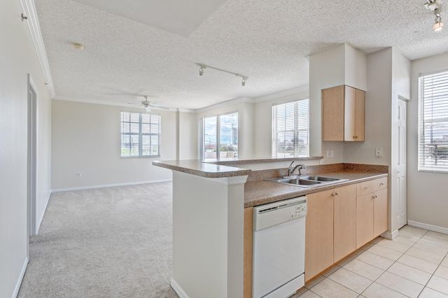616 CLEARWATER PARK Road 602, West Palm Beach, FL 33401