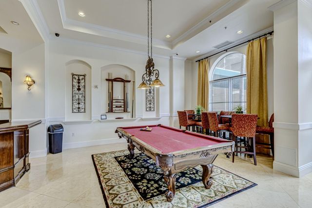 616 CLEARWATER PARK Road 602, West Palm Beach, FL 33401