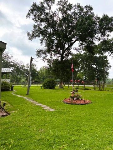 119 County Road 4534, Dayton, TX 77535