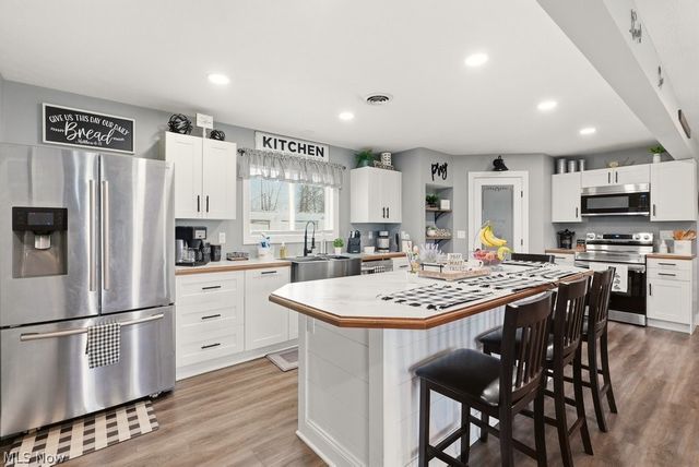 747 Killian Road, Coventry, OH 44319