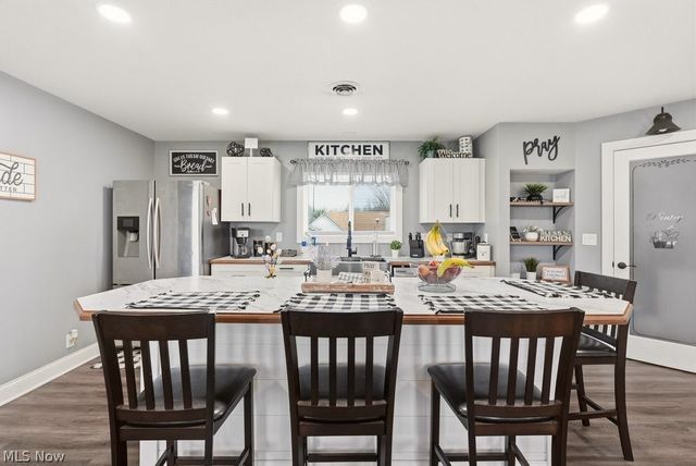 747 Killian Road, Coventry, OH 44319