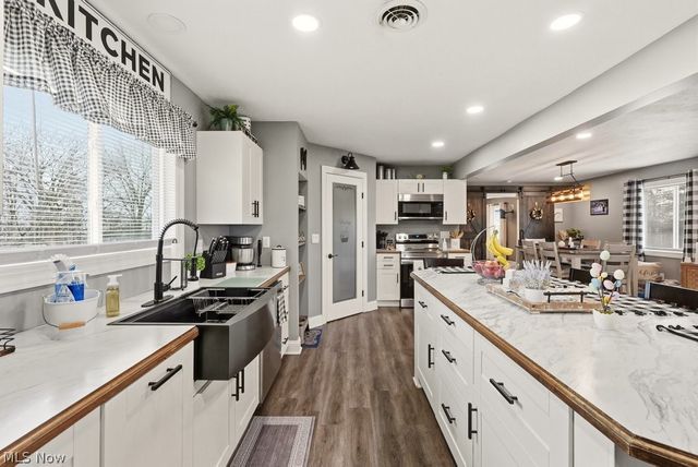 747 Killian Road, Coventry, OH 44319