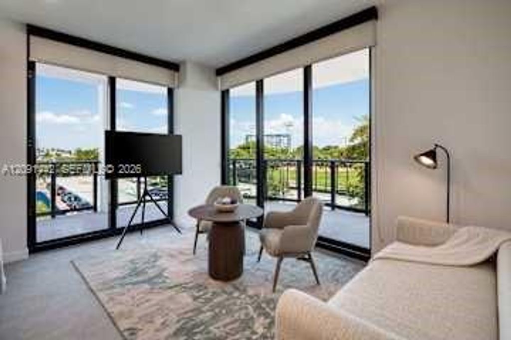 580 72 Street 201, Miami Beach, FL 33141